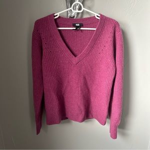 PAIGE pink sweater with cutout details medium size new never worn before